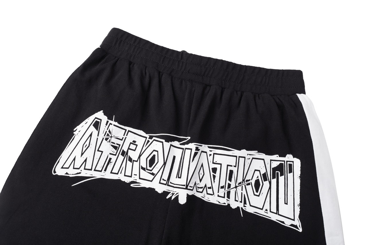 Clean Cut Shorts – Black (W)